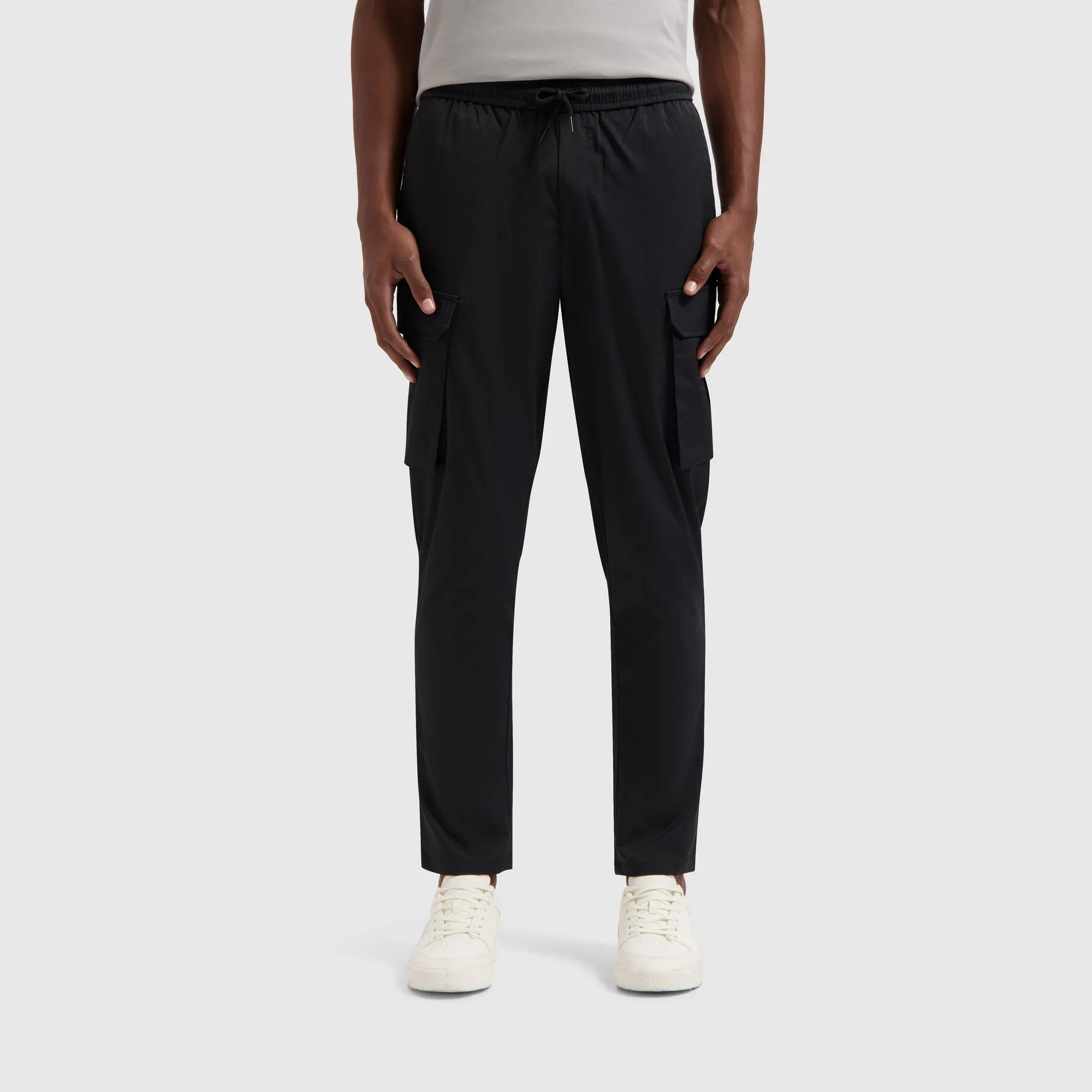 Crêpe Stretch Cargo Pants | Black